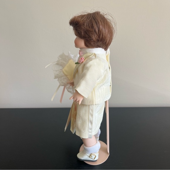 Goebel Bobby Blake Dolly Dingle Porcelain Doll Bette Ball Trip Around World 10in - Picture 4 of 9